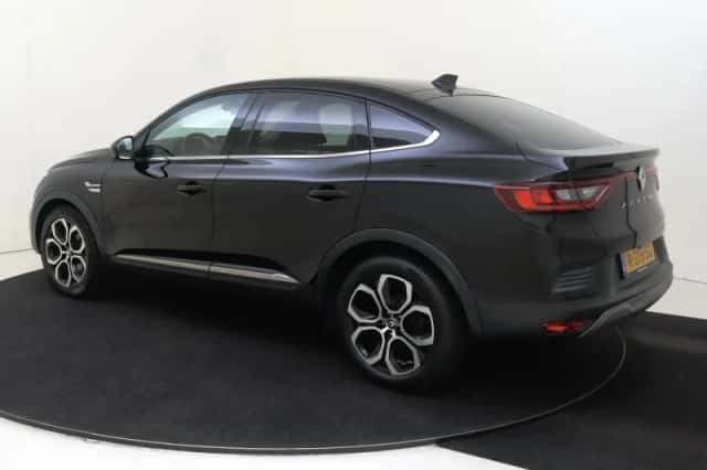 Renault Arkana (2022) thumbnail 3