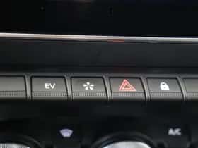 Renault Arkana (2022) thumbnail 25