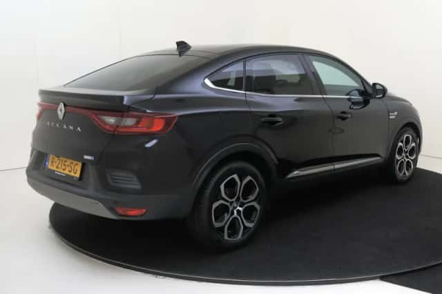 Renault Arkana (2022) thumbnail 4