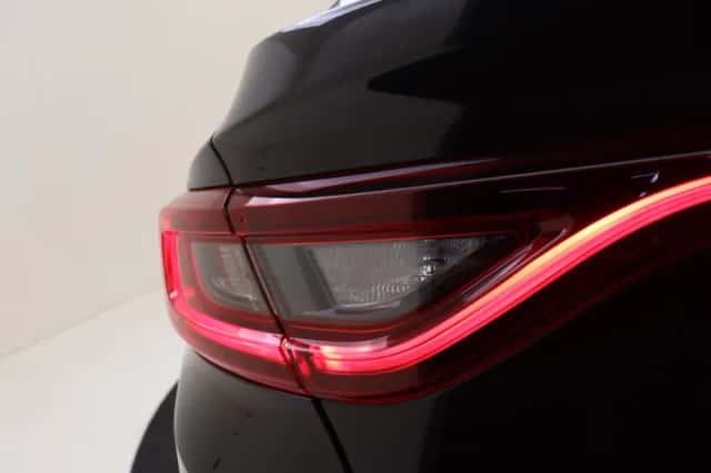 Renault Arkana (2022) thumbnail 31