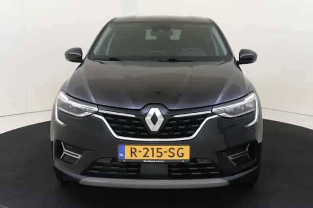 Renault Arkana (2022) thumbnail 6