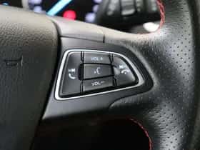 Ford EcoSport (2019) thumbnail 18