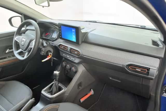 Dacia Sandero Stepway (2023) thumbnail 5