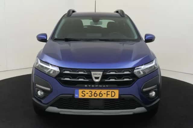 Dacia Sandero Stepway (2023) thumbnail 6