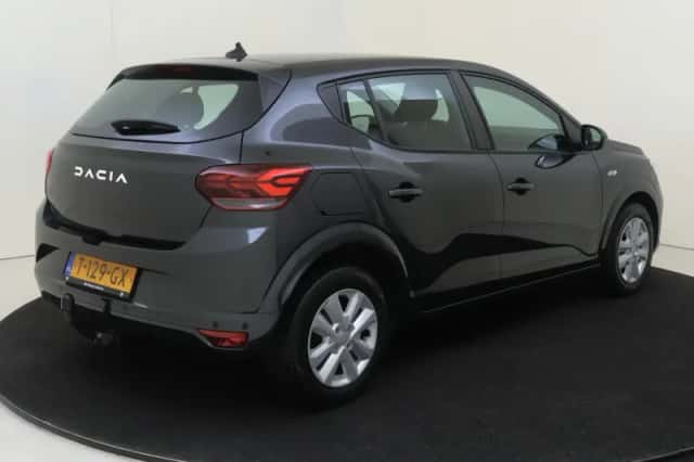 Dacia Sandero (2023) thumbnail 4