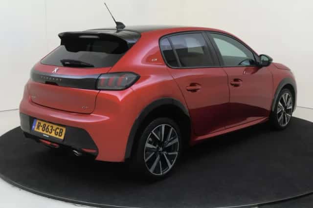 Peugeot 208 (2022) thumbnail 4
