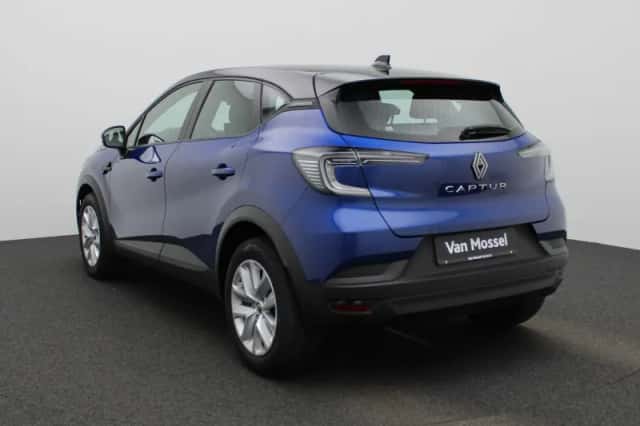 Renault Captur (2026) thumbnail 2