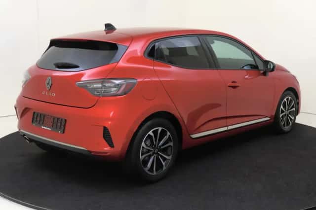 Renault Clio (2025) thumbnail 4