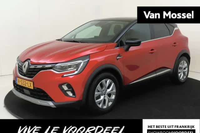 Renault Captur (2022) thumbnail 1