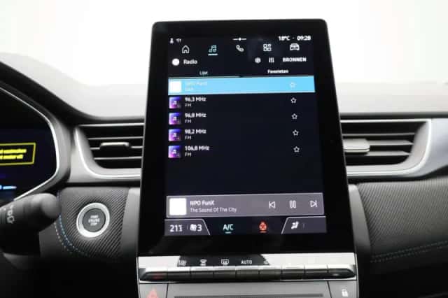 Renault Captur (2024) thumbnail 20