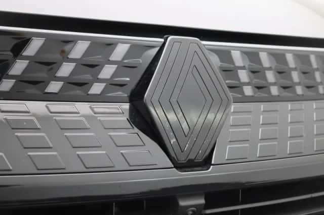 Renault Captur (2024) thumbnail 39