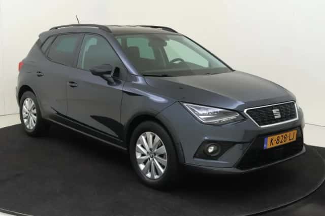 SEAT Arona (2021) thumbnail 2