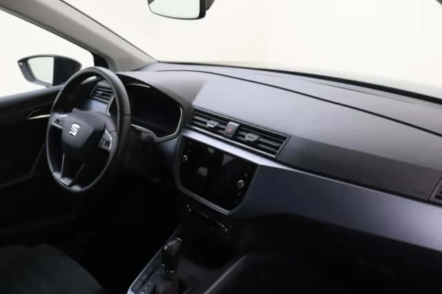 SEAT Arona (2021) thumbnail 5