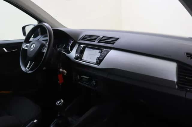 Škoda Fabia (2017) thumbnail 5