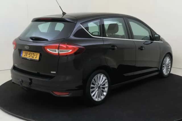 Ford C-Max (2016) thumbnail 4