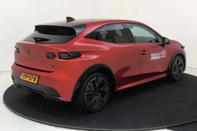 Renault Clio (2026) thumbnail 4