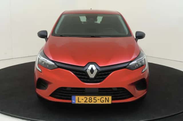 Renault Clio (2021) thumbnail 6