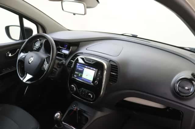 Renault Captur (2016) thumbnail 5