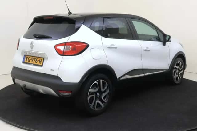 Renault Captur (2016) thumbnail 4