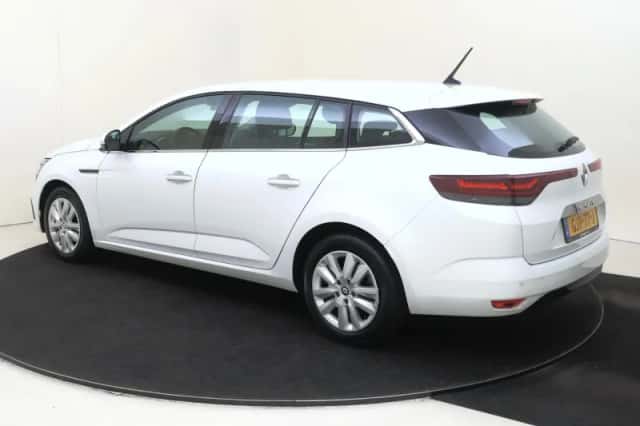 Renault Mégane (2023) thumbnail 3