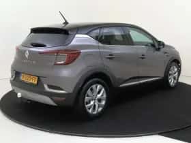 Renault Captur (2021) thumbnail 4