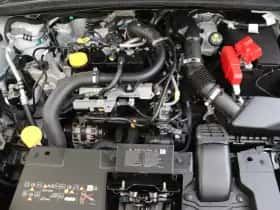 Renault Captur (2025) thumbnail 5