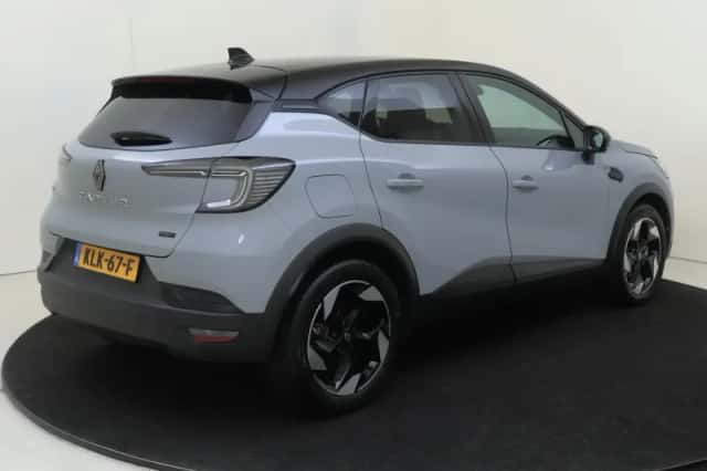 Renault Captur (2025) thumbnail 4