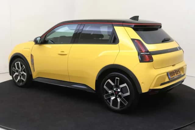 Renault 5 (2025) thumbnail 3