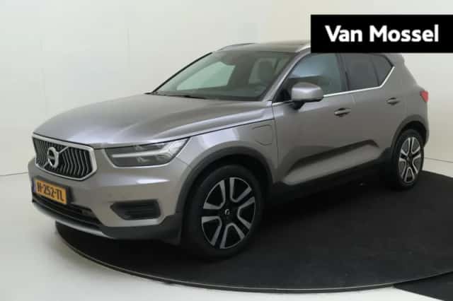 Volvo XC40 (2020) thumbnail 1
