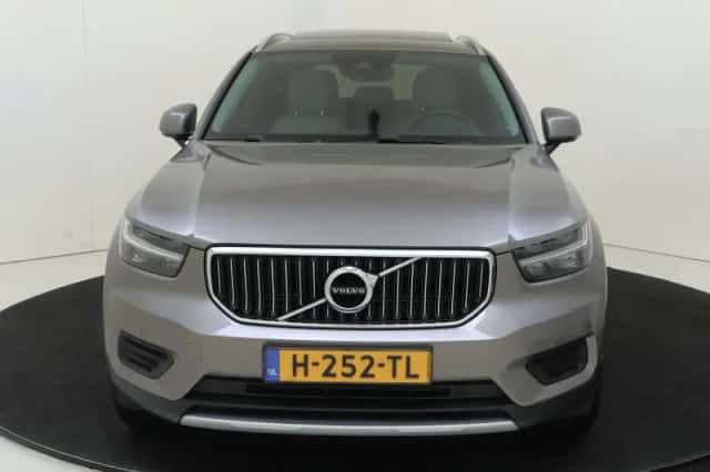 Volvo XC40 (2020) thumbnail 6