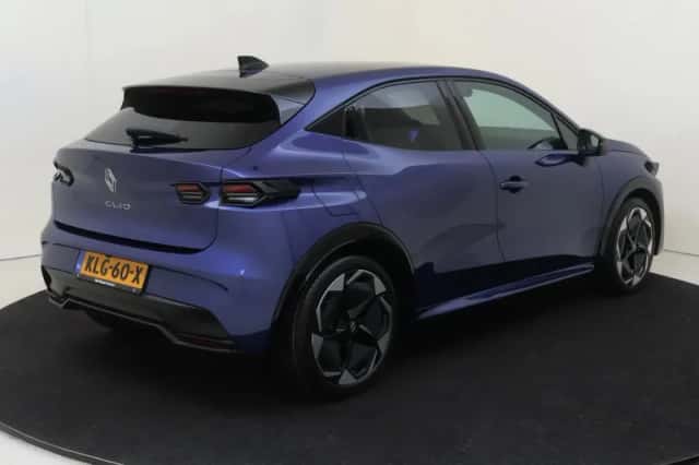 Renault Clio (2026) thumbnail 4
