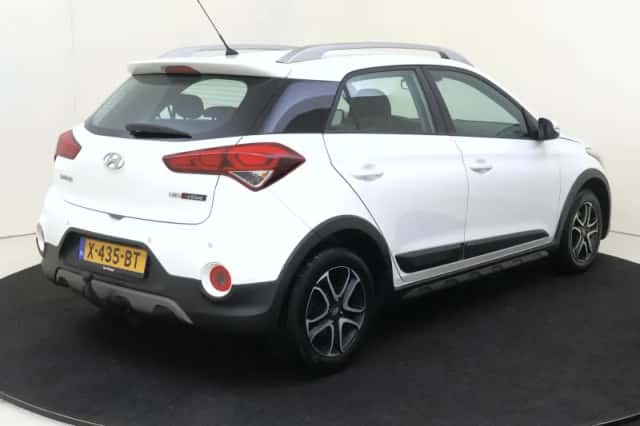 Hyundai i20 (2018) thumbnail 4