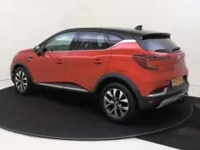 Renault Captur (2020) thumbnail 3