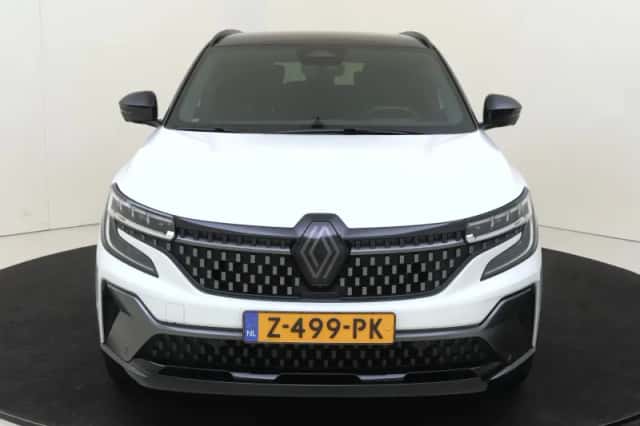 Renault Austral (2024) thumbnail 6