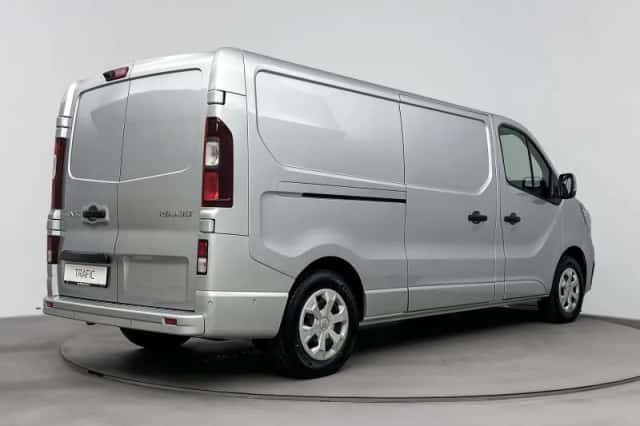 Renault Trafic (2025) thumbnail 3