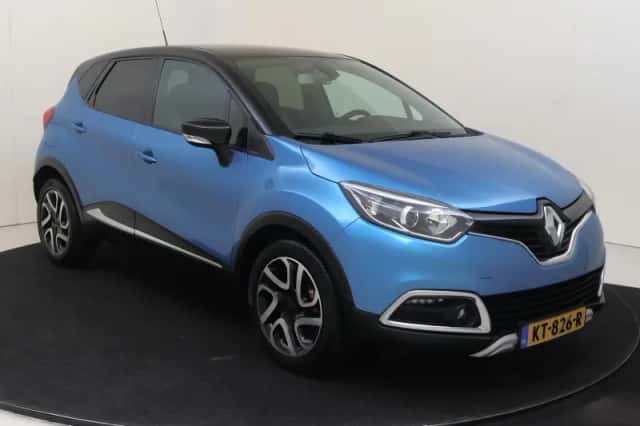 Renault Captur (2016) thumbnail 2