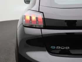 Peugeot e-208 (2023) thumbnail 35