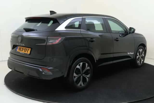 Renault Austral (2025) thumbnail 4