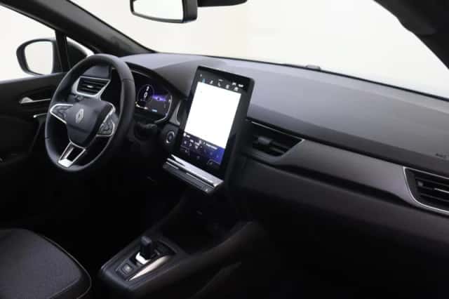 Renault Captur (2025) thumbnail 5