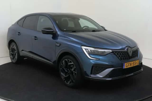 Renault Arkana (2024) thumbnail 2