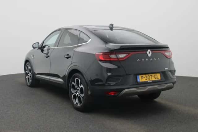 Renault Arkana (2022) thumbnail 2