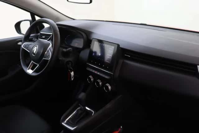 Renault Clio (2023) thumbnail 5
