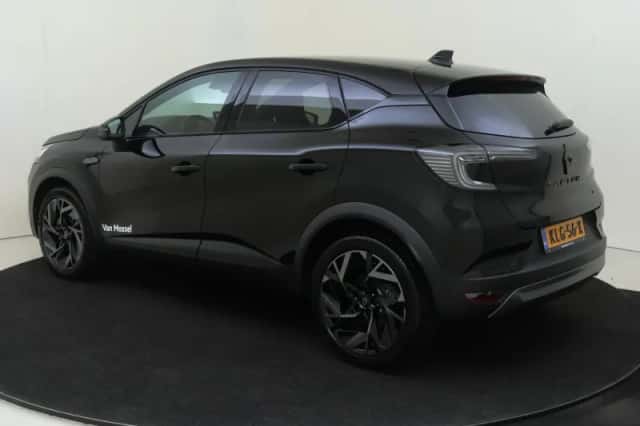 Renault Captur (2026) thumbnail 3