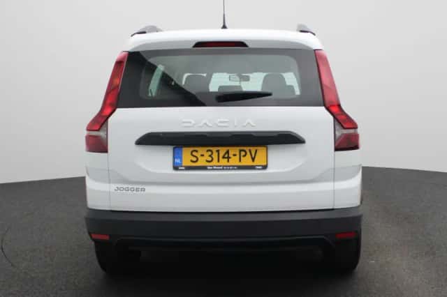 Dacia Jogger (2023) thumbnail 5