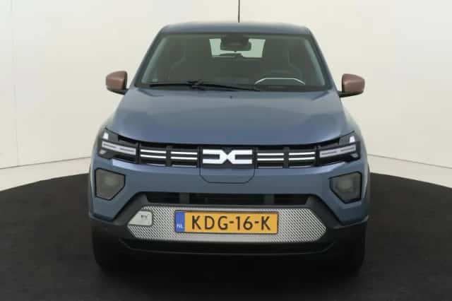 Dacia Spring (2026) thumbnail 2