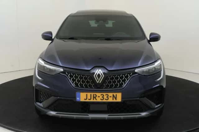 Renault Arkana (2024) thumbnail 2
