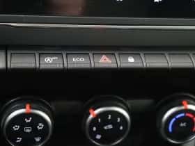 Renault Clio (2021) thumbnail 23