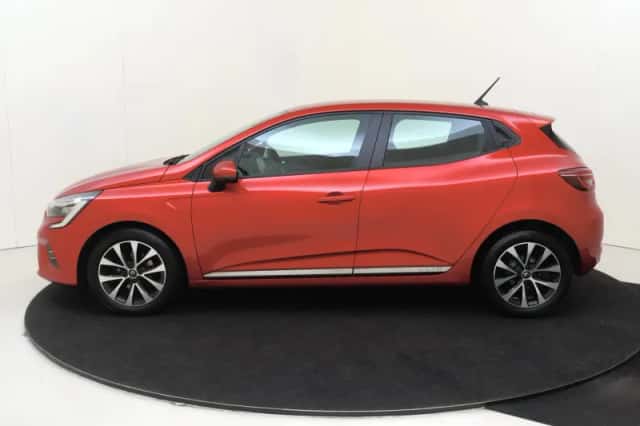 Renault Clio (2021) thumbnail 4