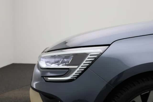 Renault Mégane E-Tech (2023) thumbnail 15