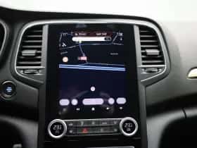 Renault Mégane E-Tech (2023) thumbnail 16